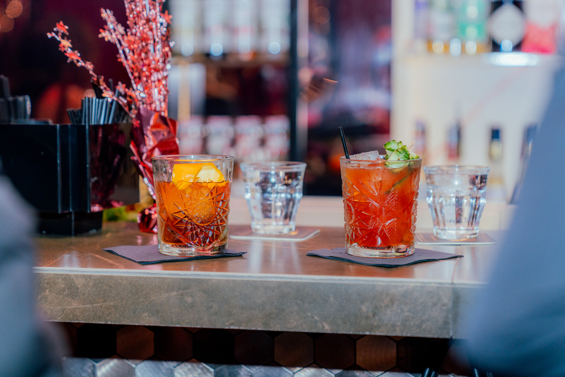 98 Cocktail Club · cocktails & social content