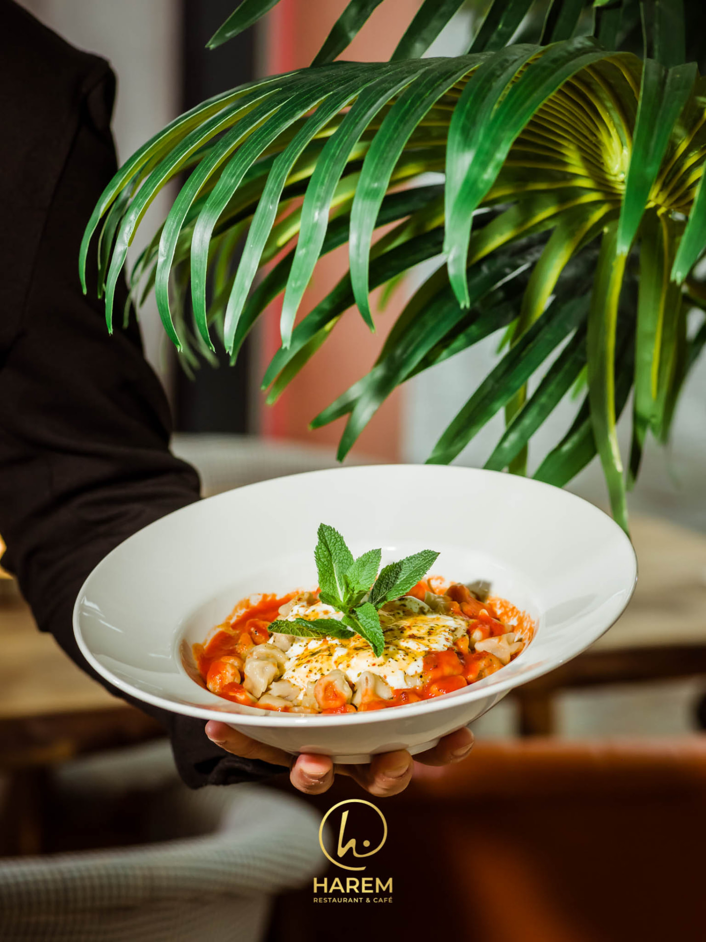Harem Restaurant & Café, 7